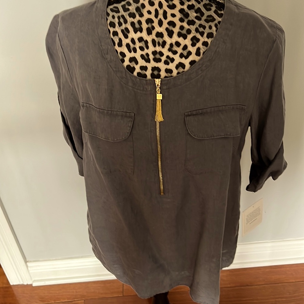 Ellen Tracy Gray Linen Top